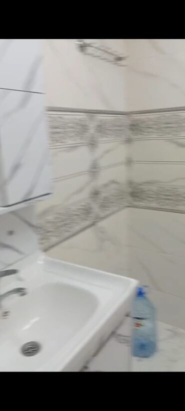 Uzunmüddətli kirayə mənzillər: Xirdalanda heyder eliyev p. yaxin xirdalan dairesine yaxin 16/9 — 15