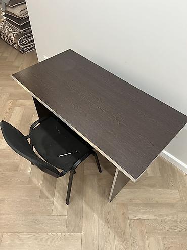 Офисные столы: Офисный стол 120 × 60 см Продам офисный стол, размер 120 × 60 см — 1