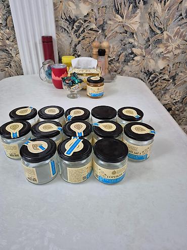 Упаковочные товары: Продаю банки 0,5 л., чистые с крышкой из под меда. Цена 30 сом/шт — 3