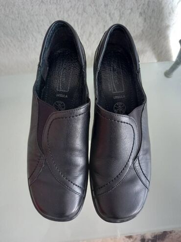 crna cipkasta haljina i cipele: Loafers, 38