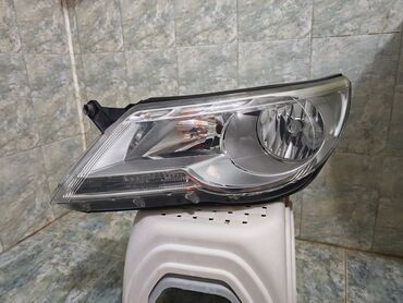 Faralar: Sol, Yaxın və uzaq vuran işıqlar Volkswagen, 2010 il, Orijinal, İşlənmiş