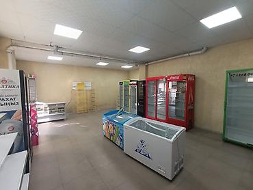 o store: Продажа магазинов В жилом доме, 66 м², Косметический ремонт, Отдельный вход, 1 этаж — 3