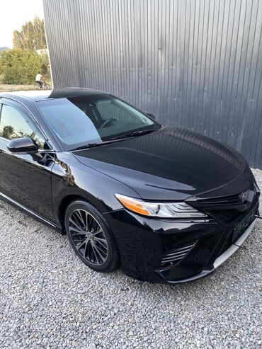 машины 2010 года и выше: Toyota Camry: 2017 г., 2.5 л, Автомат, Бензин
