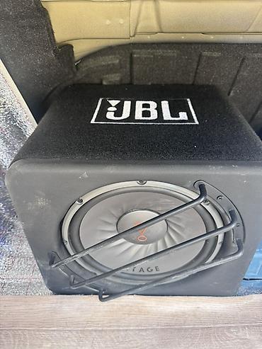 dvd changer system: JBL subwoofer və gücləndirici ilə komplekt avtomobil bass sistemi - — 1