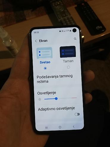 Samsung: Samsung S10e 6/128 telefon ko nov slabo korišćen baterija odlična — 5