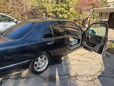 Mercedes-Benz: Mercedes-Benz E-Class: 1995 г., 3.2 л, Автомат, Бензин, Седан — 11