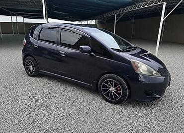Транспорт: Honda Fit: 2009 г., 1.5 л, Автомат, Бензин, Хэтчбэк — 3