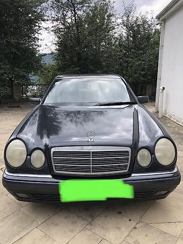 yan güzgülər s: Mercedes-Benz E-Class: 2 l | 1997 il Sedan — 1