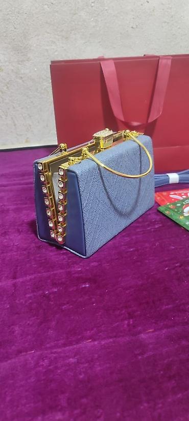 Клатчи: Мини-сумка-клатч с украшенной рамкой - Цвет: серо-голубой - Формат — 9