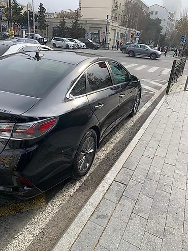 Hyundai: Hyundai Sonata sedan - Korpus rəngi: qara, xrom detallı iri ön — 3