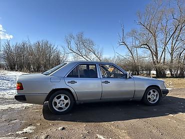 Mercedes-Benz: Mercedes-Benz W124: 1991 г., 2.6 л, Механика, Бензин, Седан — 9