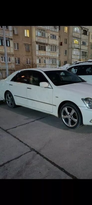 Toyota: Toyota Crown: 2004 г., 3 л, Типтроник, Бензин, Седан