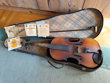 Muzički instrumenti: Prodajem violinu