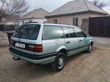 блок пассат: Volkswagen Passat: 1989 г., 1.8 л, Механика, Бензин, Универсал