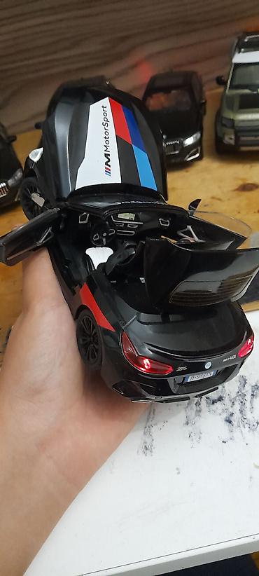 İncəsənət və kolleksiyalar: BMW Z4 1:24 model səsli və işıqlı Hər yeri açılır — 4