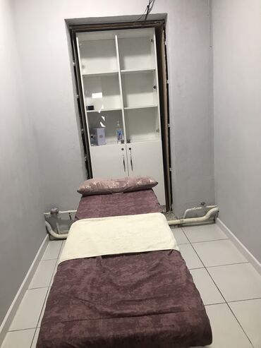 офис в бизнес центре: Ижарага берем Салондогу кабинет, 20 кв. м, Каш чебери үчүн, Лешмейкер үчүн, Шугаринг, эпиляция үчүн