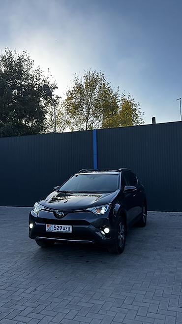 тойота малогабаритная: Toyota RAV4: 2018 г., Кроссовер — 1