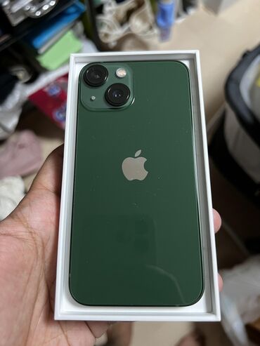 Çəngəllər: IPhone 13, Yaşıl