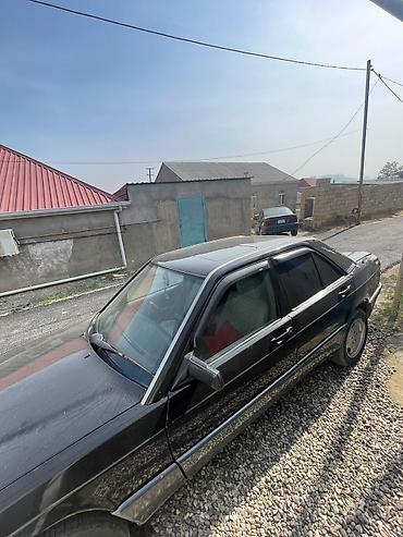 mercedes eshka: Mercedes-Benz 190 (W201): 2 l | Sedan — 2