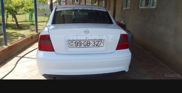 Opel: Opel Vectra: 1.8 l | 2000 il 27400 km Sedan — 2