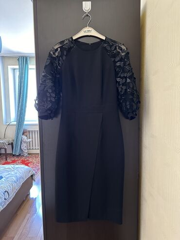 черное платье размер 38: Вечернее платье, Коктейльное, Длинная модель, С рукавами, С пайетками, M (EU 38)