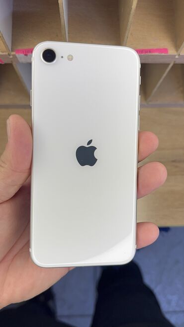 Apple iPhone: IPhone SE, Б/у, 128 ГБ, 89 %