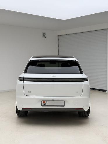 Lixiang: Lixiang L7: 2023 г., 1.5 л, Автомат, Электромобиль, Кроссовер — 7