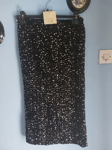 Ostala ženska odeća: Lot ženske odeće – 4 komada 1) Duga haljina, bež/nude ton - Dugi — 9