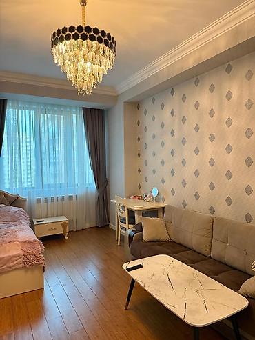 Mənzil kirayələyirəm: İcarəyə verilir 3 otaqlı yeni tikili 90 m², Nəsimi r. Kateqoriya Yeni — 3