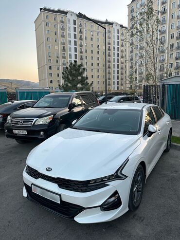 элантра 2019: Kia K5: 2019 г., 2 л, Автомат, Газ, Седан