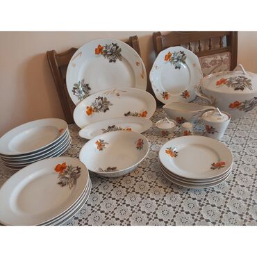 Digər qab-qacaq və mətbəx ləvazimatları: 🍽️ Qədimi porselen qab dəsti satılır! 🌸 🔸 Mənşə: Rusiya — 7