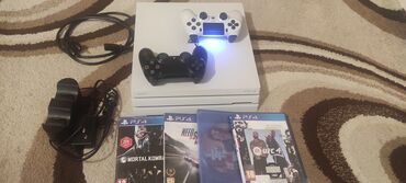 ddr2 на 4 гб: Продаю комплект PlayStation 4pro 1ТВ консоль работает в идеальном