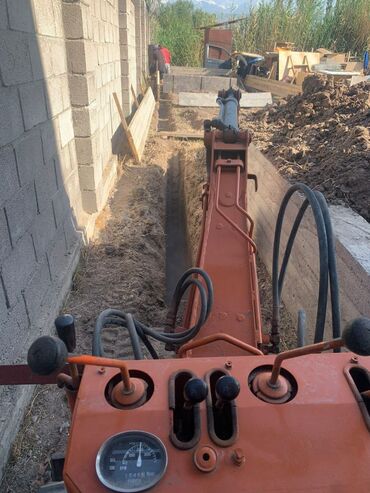 Услуги экскаватора: Экскаватор | Траншеи — 5