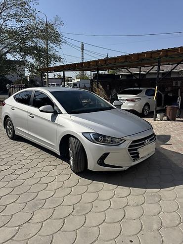byd son: Hyundai Elantra: 2018 г., 1.6 л, Автомат, Бензин, Седан — 3