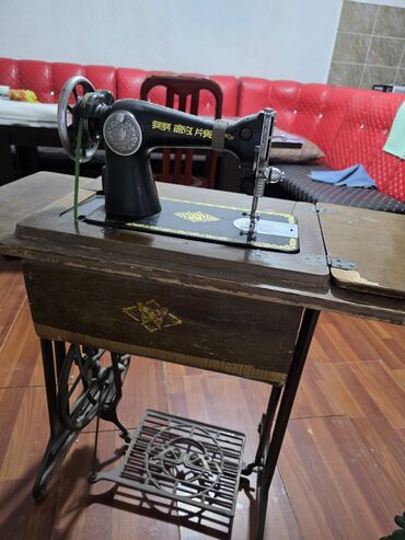 швейные оборудования: Машинка 7000