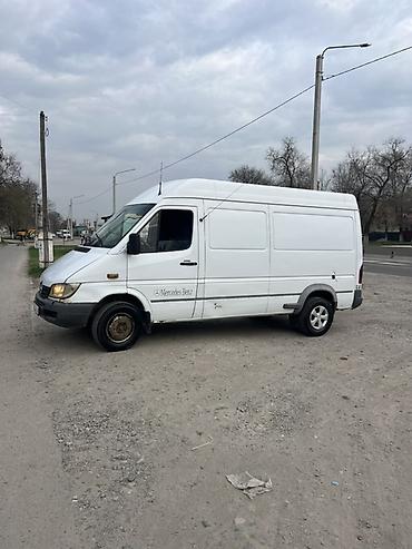 все для мойки: Mercedes-Benz Sprinter фургон, белый, средняя база, высокий крыша — 2