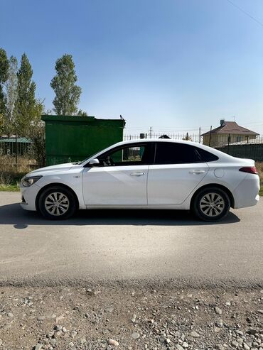 Hyundai: Hyundai : 2019 г., 1.6 л, Автомат, Бензин, Седан — 7