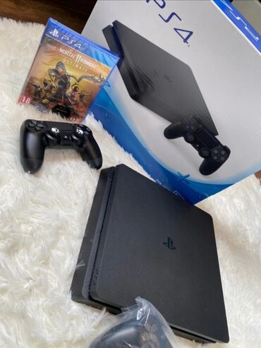 игровая приставка: PS4 slim модель память 500гиг, HDR, комплект полный, все