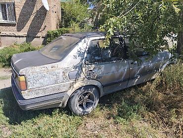 cl9 cl7: Volkswagen Jetta: 1989 г., Седан — 4