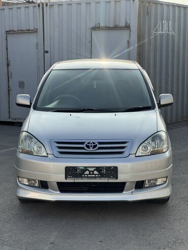 фура рено премиум: Toyota Ipsum: 2003 г., 2.4 л, Автомат, Бензин, Универсал