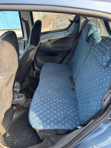 Toyota: Toyota Aygo: 2008 г., 1 л, Механика, Бензин, Хэтчбэк — 10