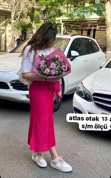 kask satis: Qadın ziyafət/gecə geyimləri – bir neçə fərqli model 1) Açıq mavi — 7