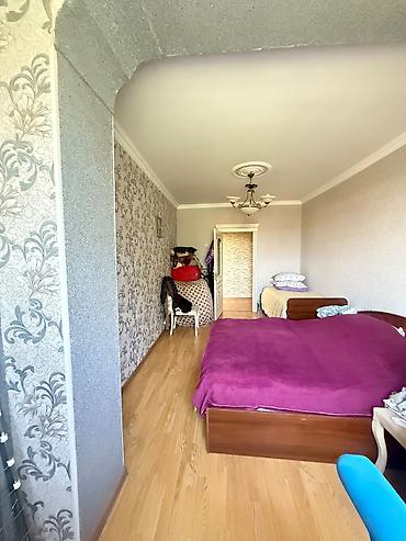 квартира посуточно: 3 otaqlı mənzil – geniş və işıqlı - Plan: ayrı mətbəx, böyük zal, 2 — 4