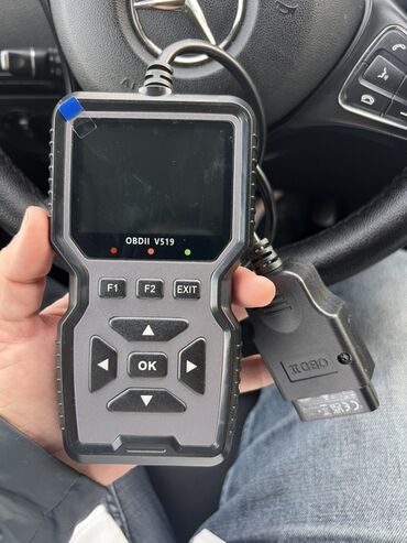 Diaqnostik avtomobil skanerləri: OBDII V519 avtomobil diaqnostika skaneri Xüsusiyyətlər: - OBDII/EOBD — 1