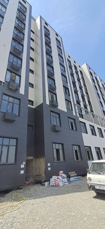 квартира кж: 2 бөлмө, 72 кв. м, Элитка, 5 кабат, ПСО (өзү оңдоп түзөтүп бүтүү үчүн)