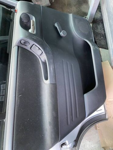 Другие автозапчасти: Обшивка дверей Opel Zafira 2.2 ДИЗЕЛЬ 2001 задн. лев. (б/у) САЛОННЫЕ
