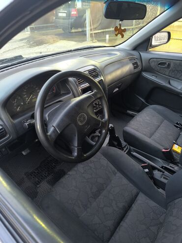 corolla runx: Автомобиль Mazda 626 – это надежный и практичный седан, который