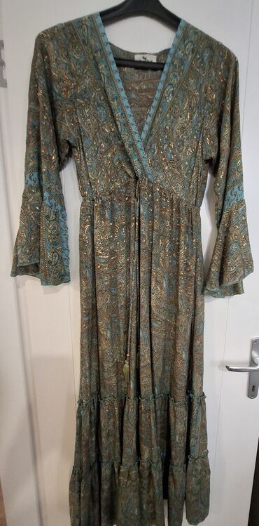 vecernje haljine beograd: One size, color - Multicolored, Other style, Long sleeves