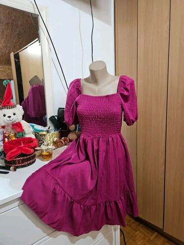 bela haljina sa višnjama: Benetton 3XL (EU 46), Koktel, klub, Kratkih rukava