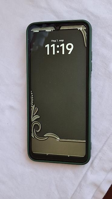 Xiaomi: Redmi pametni telefon + silikonska maska - Ekran: veliki displej sa — 5